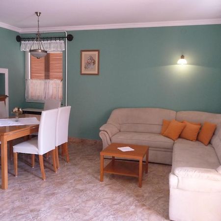 Edina Apartman ザラカロシュ 部屋 写真