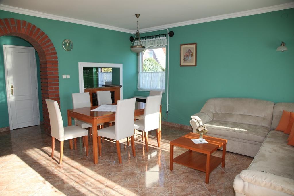 Edina Apartman ザラカロシュ 部屋 写真